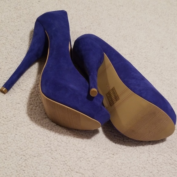 Forever 21 royal blue peep toe pumps - Picture 4 of 4